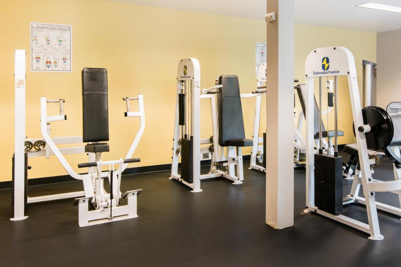 City Water View Oasis With Pool & Gym Near Cruise In Heart Of סיאטל מראה חיצוני תמונה